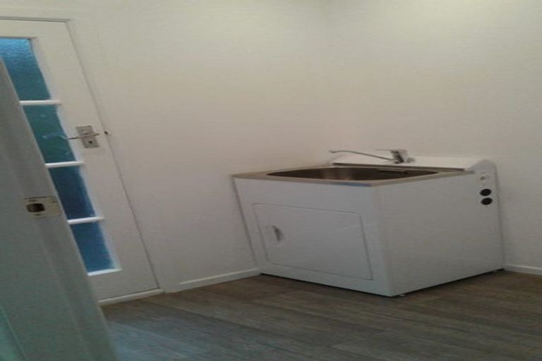 Photo of property in 6 Massey Street, Tawa, Wellington, 5028