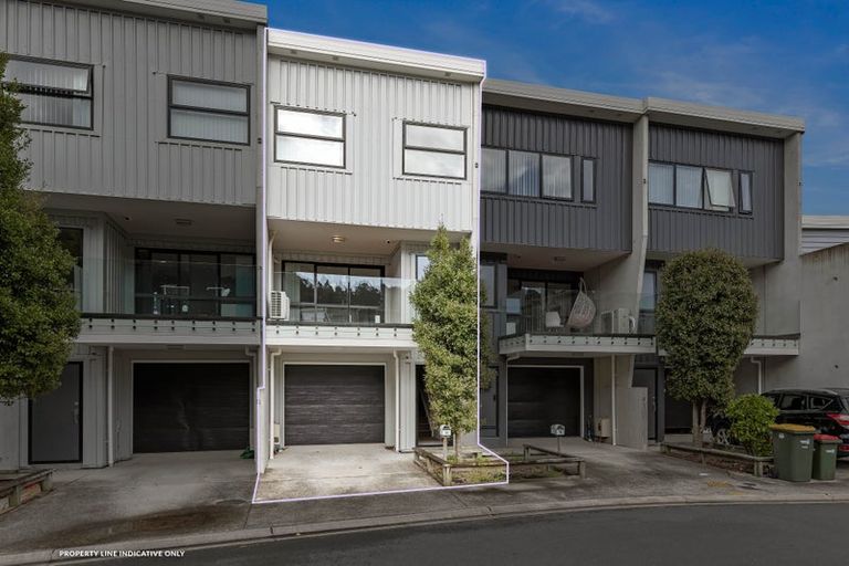 Photo of property in 25/5 Perekia Street, Albany, Auckland, 0632