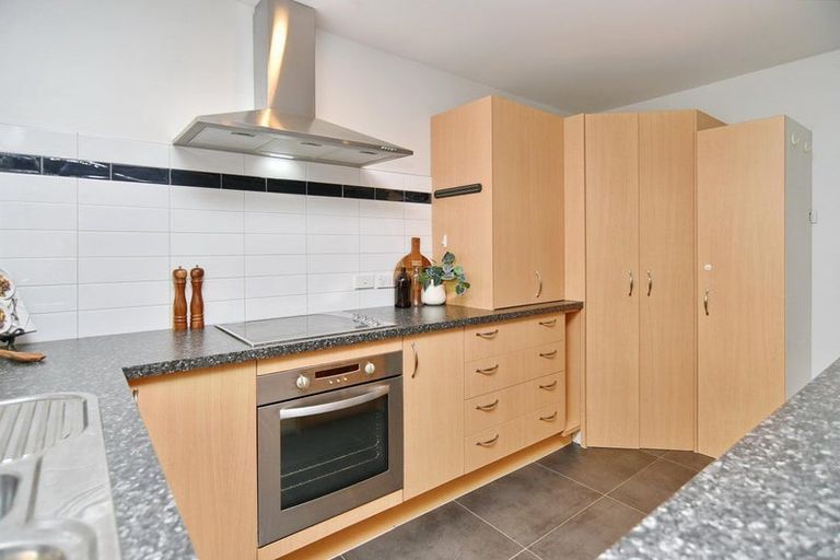 Photo of property in 2 Flaxwood Lane, Waltham, Christchurch, 8023