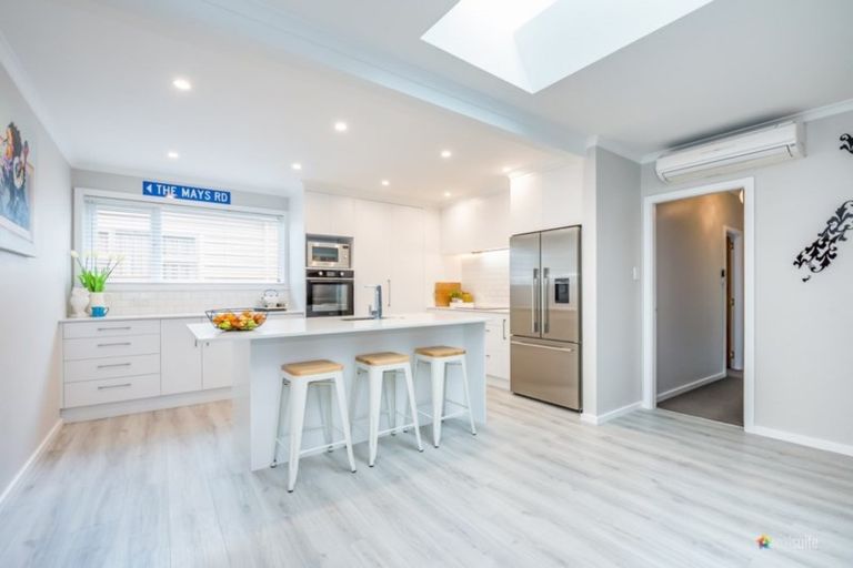 Photo of property in 1 Charleston Avenue, Boulcott, Lower Hutt, 5011