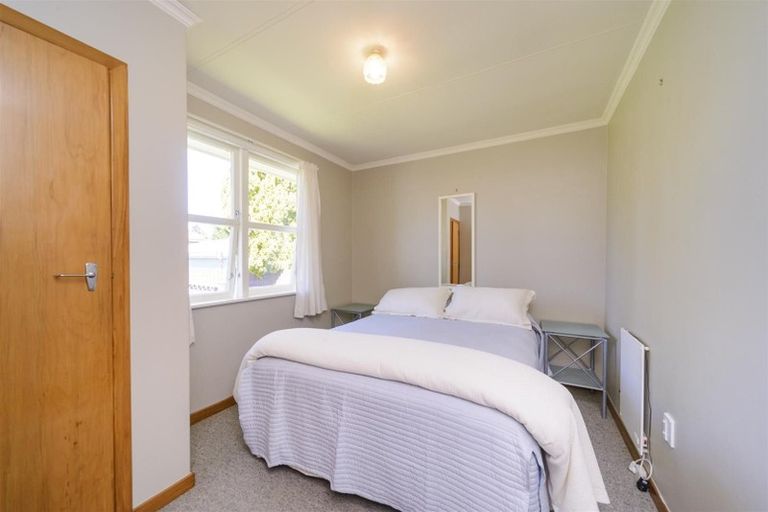 Photo of property in 17 Skerman Street, Marton, 4710