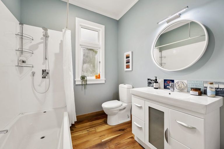 Photo of property in 109 Freyberg Street, Lyall Bay, Wellington, 6022