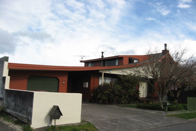Photo of property in 2 Kereru Place, Masterton, 5810