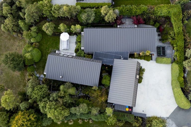 Photo of property in 8 Jacks Point Rise, Jacks Point, Queenstown, 9371