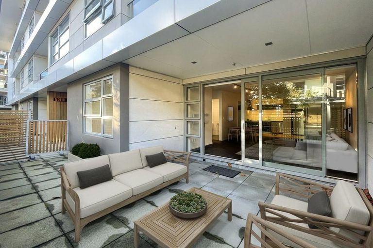 Photo of property in Revolucion Apartments, 104n/28 Torrens Terrace, Mount Cook, Wellington, 6011