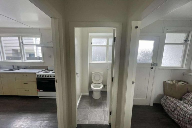 Photo of property in 39 Ruahine Street, Paraparaumu, 5032