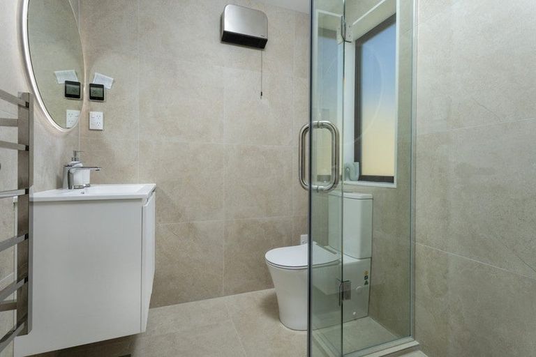 Photo of property in 1/26 Morton Avenue, Forrest Hill, Auckland, 0620