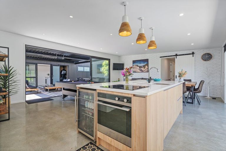 Photo of property in 31 Longreach Drive, Cooks Beach, Whitianga, 3591