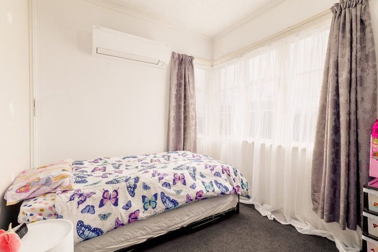 Photo of property in 19 Sewell Street, Linwood, Christchurch, 8062