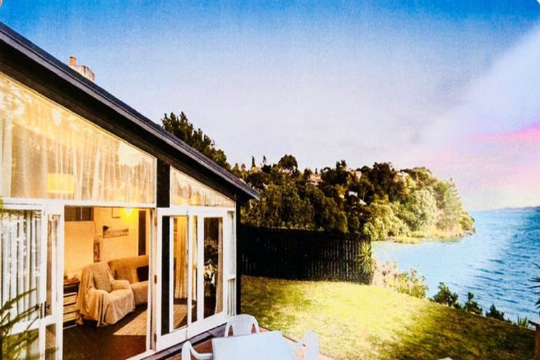 Photo of property in 122 Aeroview Drive, Beach Haven, Auckland, 0626