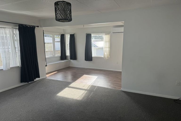 Photo of property in 34 Fraser Street, Wainuiomata, Lower Hutt, 5014