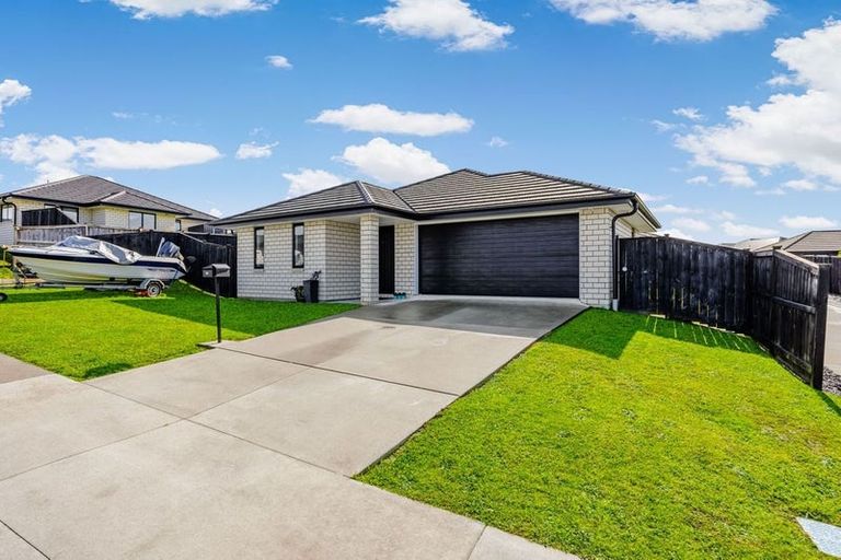 Photo of property in 38 Calder Crescent, Pokeno, 2402