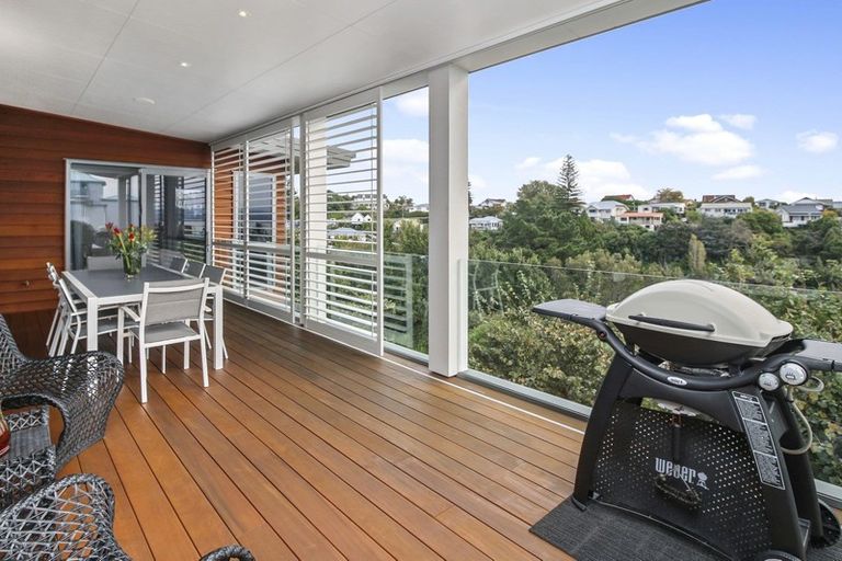 Photo of property in 10 Convent Road, Bluff Hill, Napier, 4110