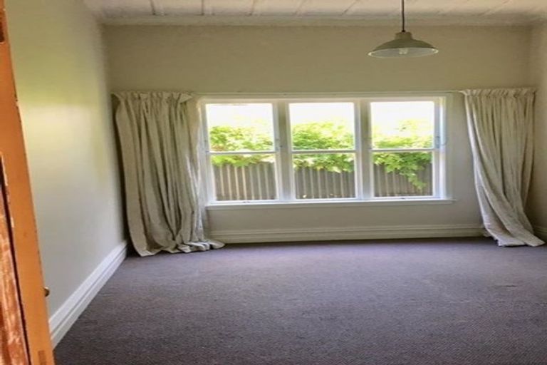 Photo of property in 702 Avenue Road West, Saint Leonards, Hastings, 4120