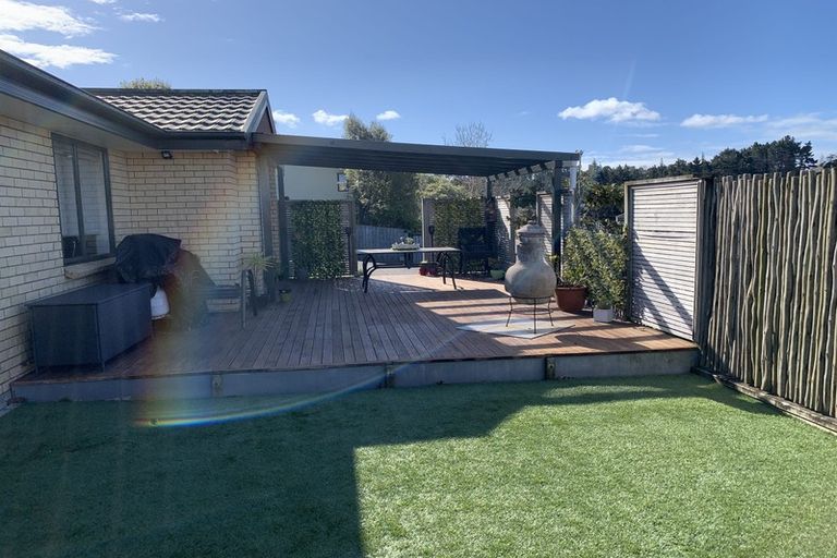 Photo of property in 9 Meharg Place, Fairview Heights, Auckland, 0632
