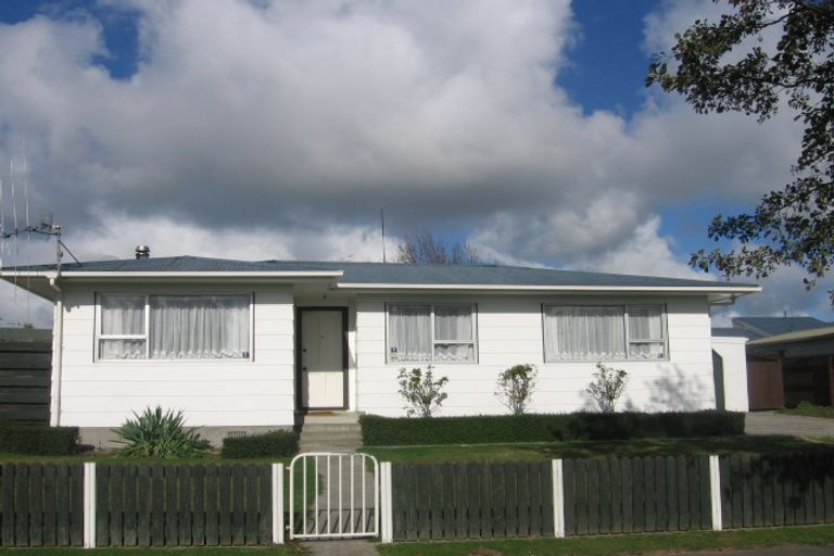 Photo of property in 52 Cascade Crescent, Westbrook, Palmerston North, 4412