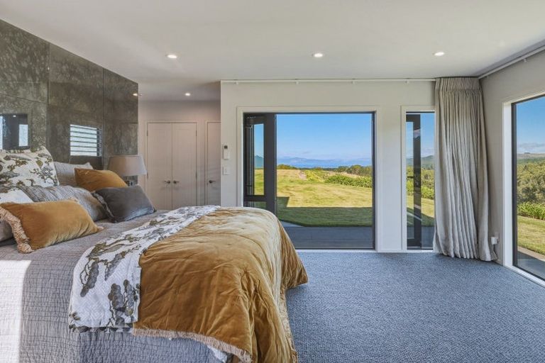 Photo of property in 122 Hitiri Road, Kinloch, Taupo, 3377