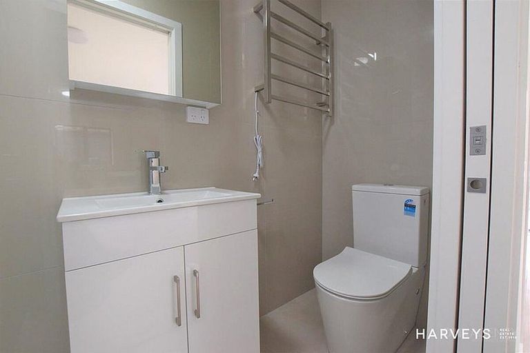 Photo of property in 12 Pleasant Road, Glen Eden, Auckland, 0602