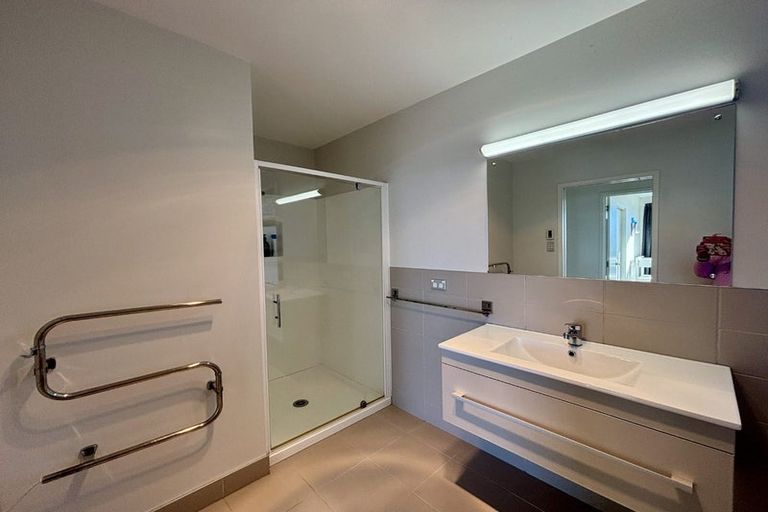 Photo of property in 33 Harbour View Heights, Picton, 7220