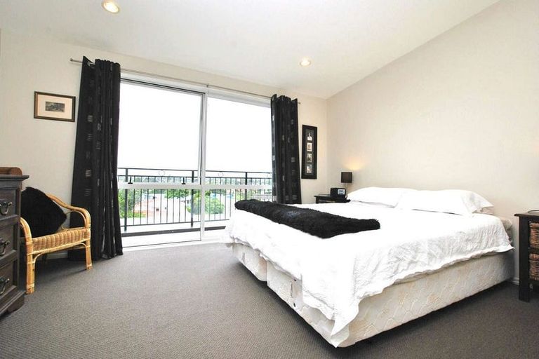 Photo of property in 14/6 Islington Avenue, New Lynn, Auckland, 0600