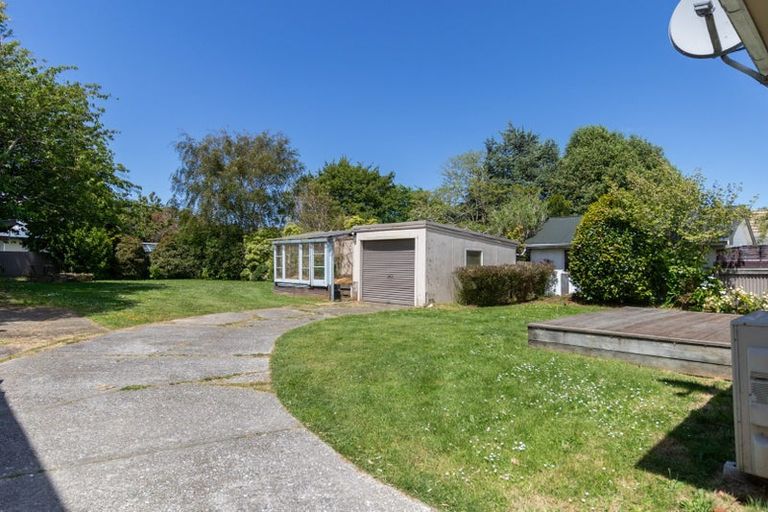 Photo of property in 15 Adamson Crescent, Glengarry, Invercargill, 9810