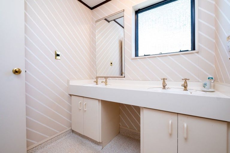 Photo of property in 40 Hetley Crescent, Taradale, Napier, 4112