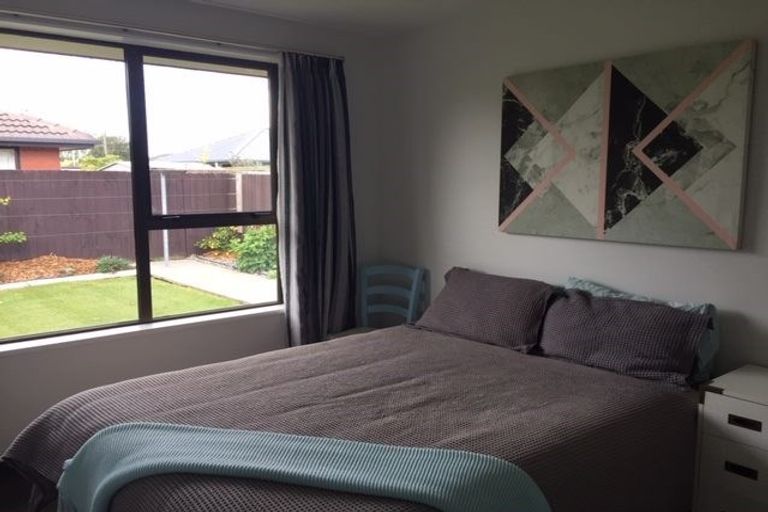 Photo of property in 51 Arcon Drive, Broomfield, Christchurch, 8042