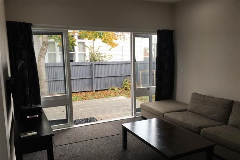 Photo of property in 262 Edgeware Road, Edgeware, Christchurch, 8013
