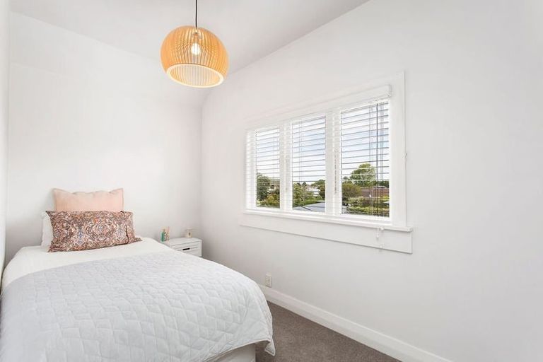 Photo of property in 124 Chapter Street, St Albans, Christchurch, 8052