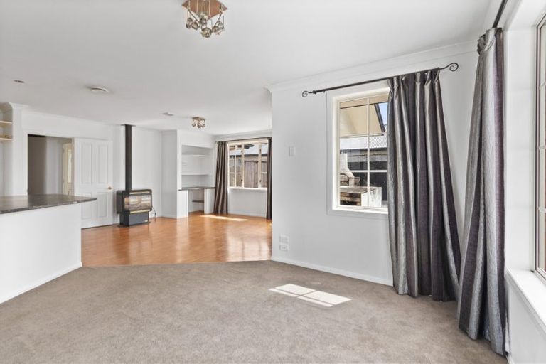 Photo of property in 23 Mirbeck Avenue, Cambridge, 3434