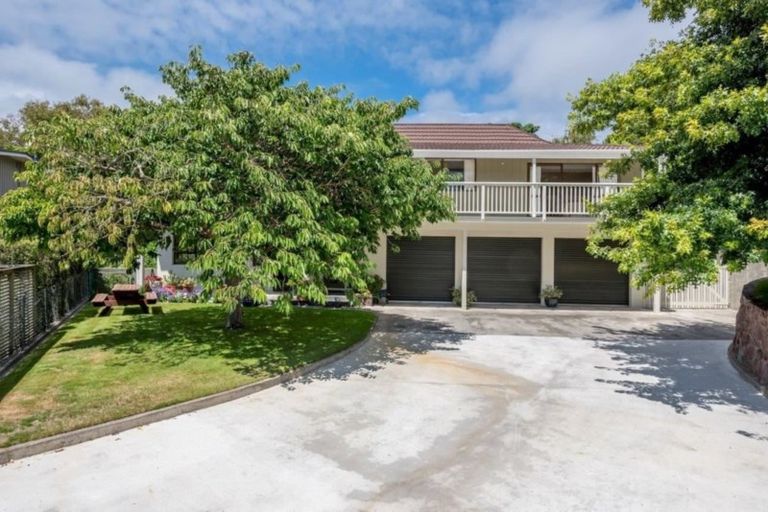 Photo of property in 6 River Glade, Waikanae, 5036