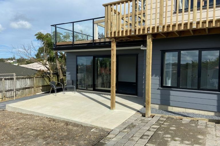 Photo of property in 52 Solar Road, Glen Eden, Auckland, 0602