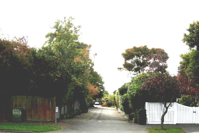 Photo of property in 44f Memorial Avenue, Ilam, Christchurch, 8053