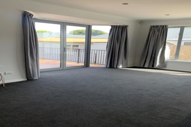 Photo of property in 55 Saint Martins Road, Saint Martins, Christchurch, 8022