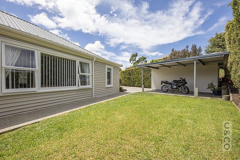 Photo of property in 5 Norglen Lane, Riverhead, 0820