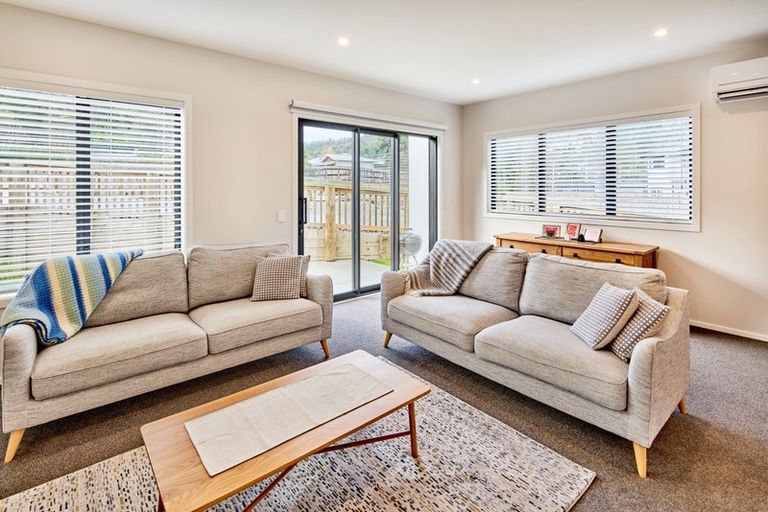 Photo of property in 6 Pakura Place, Wainuiomata, Lower Hutt, 5014