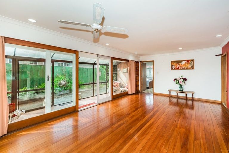 Photo of property in 88 Glen Road, Raumati South, Paraparaumu, 5032