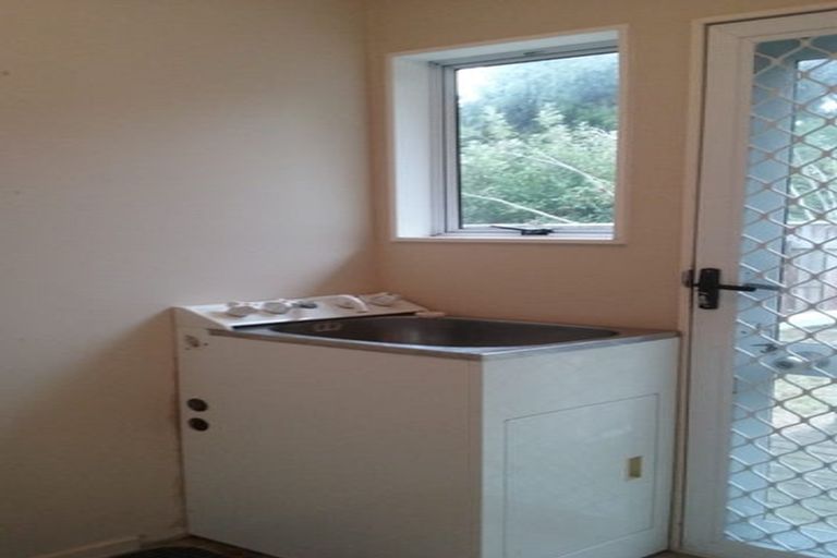 Photo of property in 1/7 Ribble Street, Island Bay, Wellington, 6023