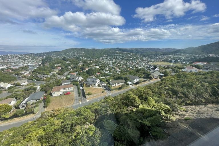 Photo of property in 18 Cathie Place, Karori, Wellington, 6012