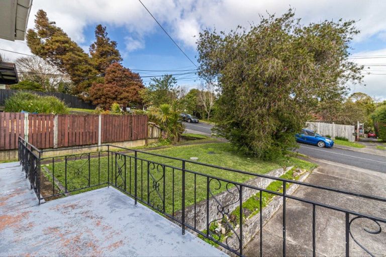 Photo of property in 21 Routley Drive, Glen Eden, Auckland, 0602