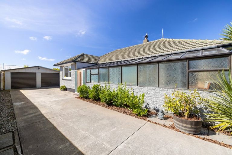 Photo of property in 8 Compton Street, Woolston, Christchurch, 8062