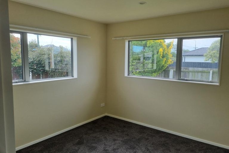 Photo of property in 2 Wildwood Avenue, Wainoni, Christchurch, 8061