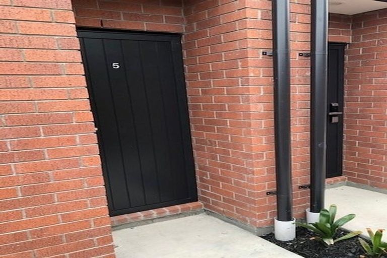 Photo of property in 5/9 Marlene Avenue, Te Atatu South, Auckland, 0610