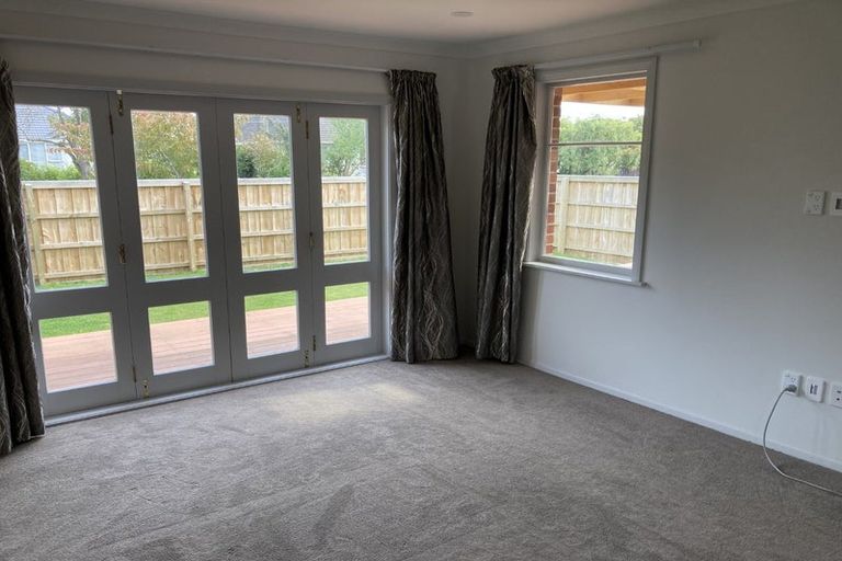 Photo of property in 2/28 Tintern Avenue, Avonhead, Christchurch, 8042