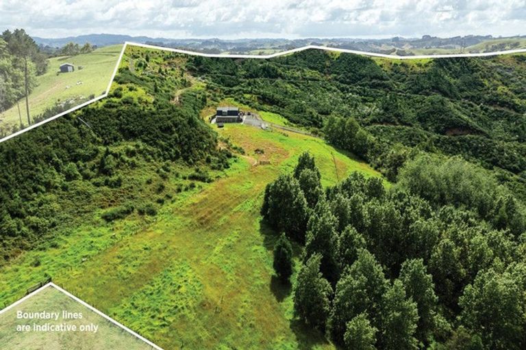 Photo of property in 38b Pipitiwai Drive, Helensville, Kaukapakapa, 0871