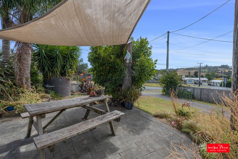 Photo of property in 3 View Road, Hikurangi, 0114