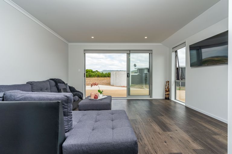 Photo of property in 26 Northcoast Place, Mangawhai Heads, Mangawhai, 0505