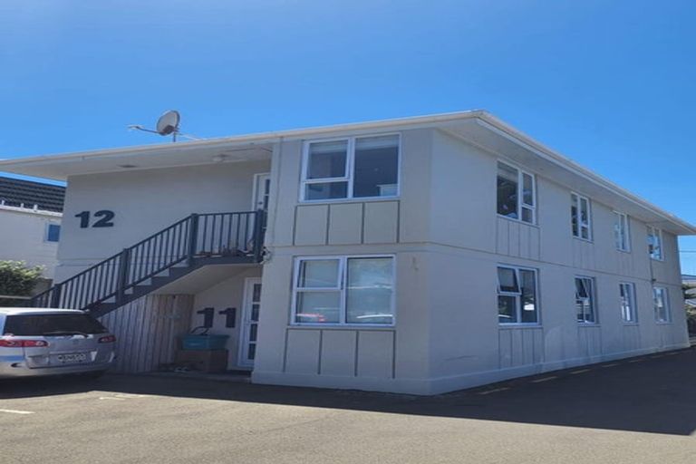 Photo of property in 12/76u Freyberg Street, Lyall Bay, Wellington, 6022