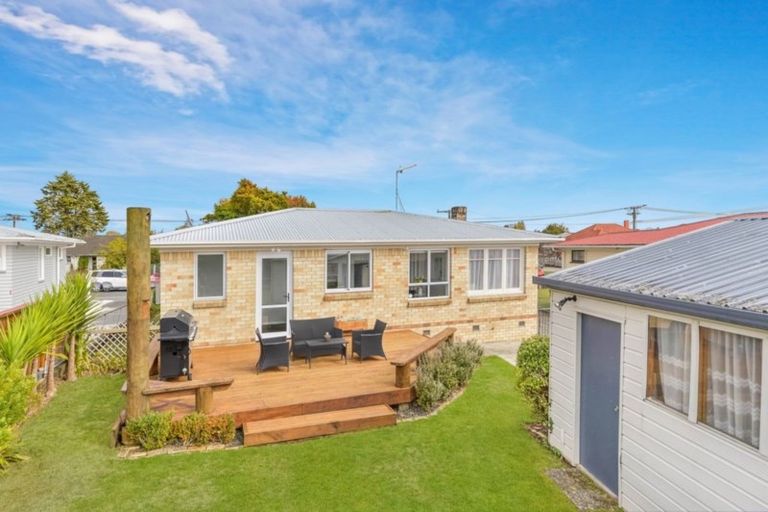 Photo of property in 6 Portal Crescent, Beerescourt, Hamilton, 3200