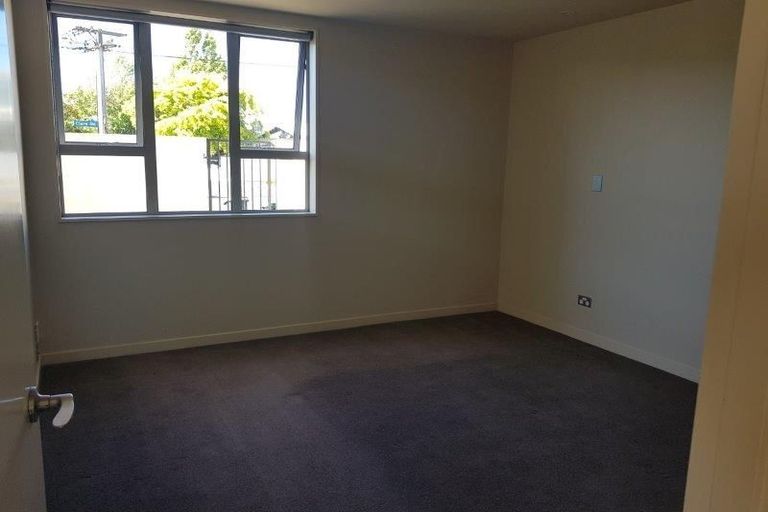 Photo of property in 4/23 Clare Road, St Albans, Christchurch, 8014